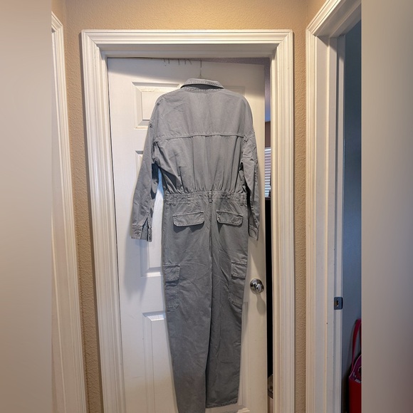 Zara TRF washed effect denim jumpsuit
New with tags - Picture 6 of 7